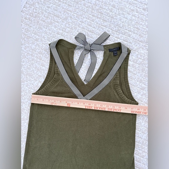 J.Crew Sleeveless Sweater Tank w/ Grosgrain Trim Bow | Soft Moss Green | Size S - Picture 11 of 16